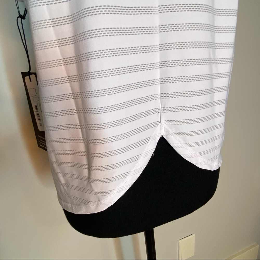KYODAN New White Striped Sleeveless Tank Top Activewear Yoga Heart Hem Sz Medium - Picture 8 of 12